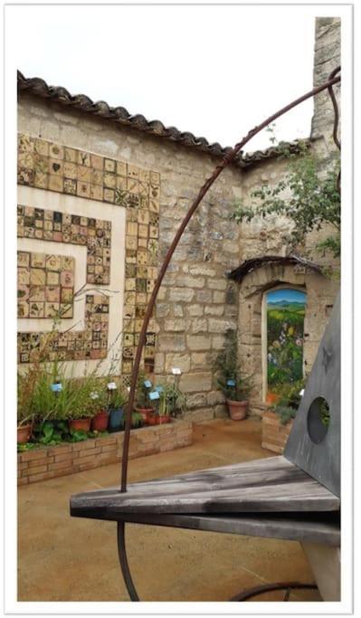 Charming Small House Close To Uzes Foissac  ภายนอก รูปภาพ